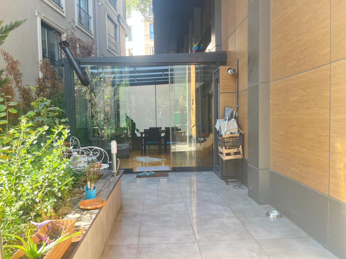 Wide Garden Flat Close To The Memoriall Hospital Hgyhomes2104 イスタンブール エクステリア 写真