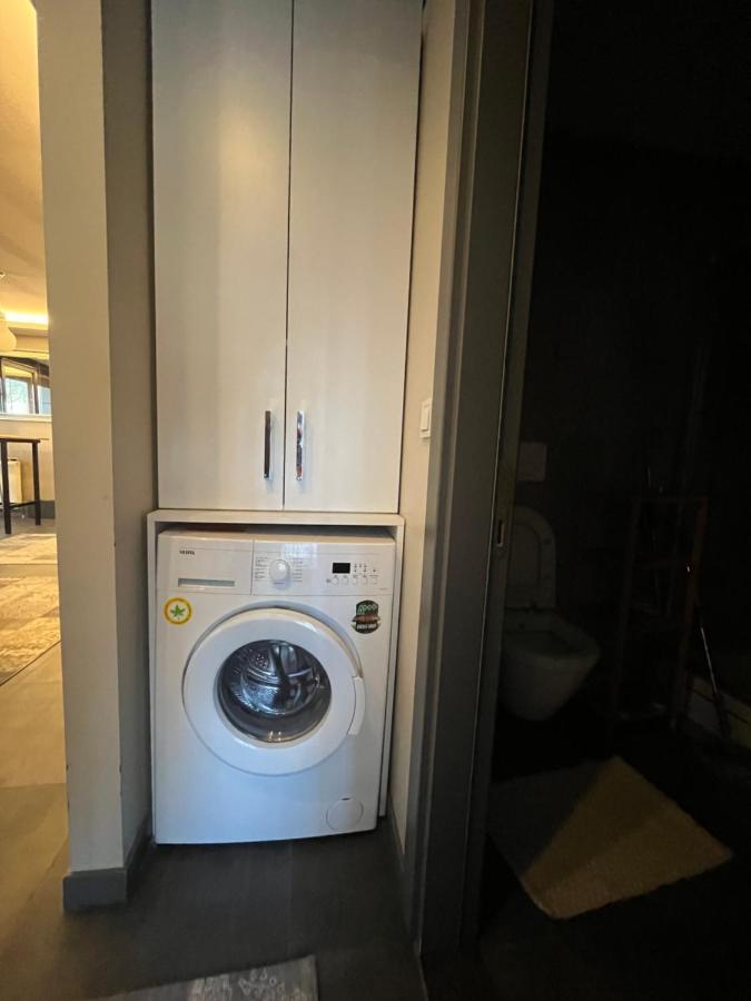 Wide Garden Flat Close To The Memoriall Hospital Hgyhomes2104 イスタンブール エクステリア 写真