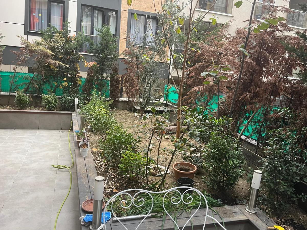 Wide Garden Flat Close To The Memoriall Hospital Hgyhomes2104 イスタンブール エクステリア 写真